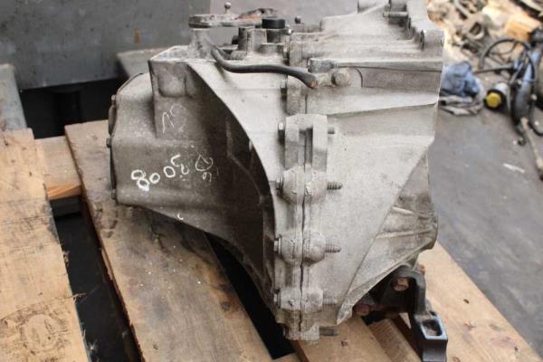 BOITE DE VITESSE MANUEL PEUGEOT 3008 1.6HDI ( 6VITESSES ) - Vue 4